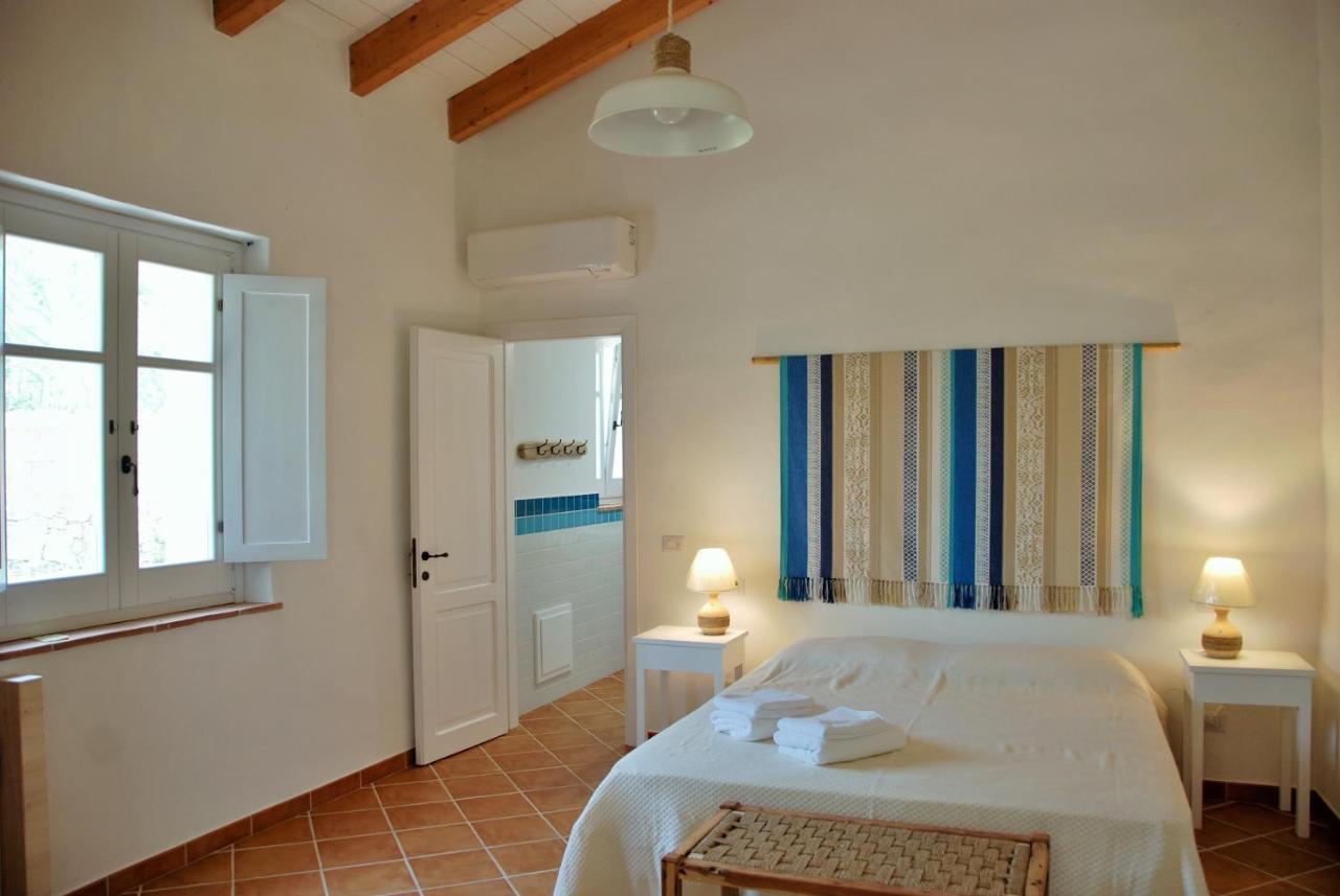 B&B Giallo Limone Teulada Esterno foto