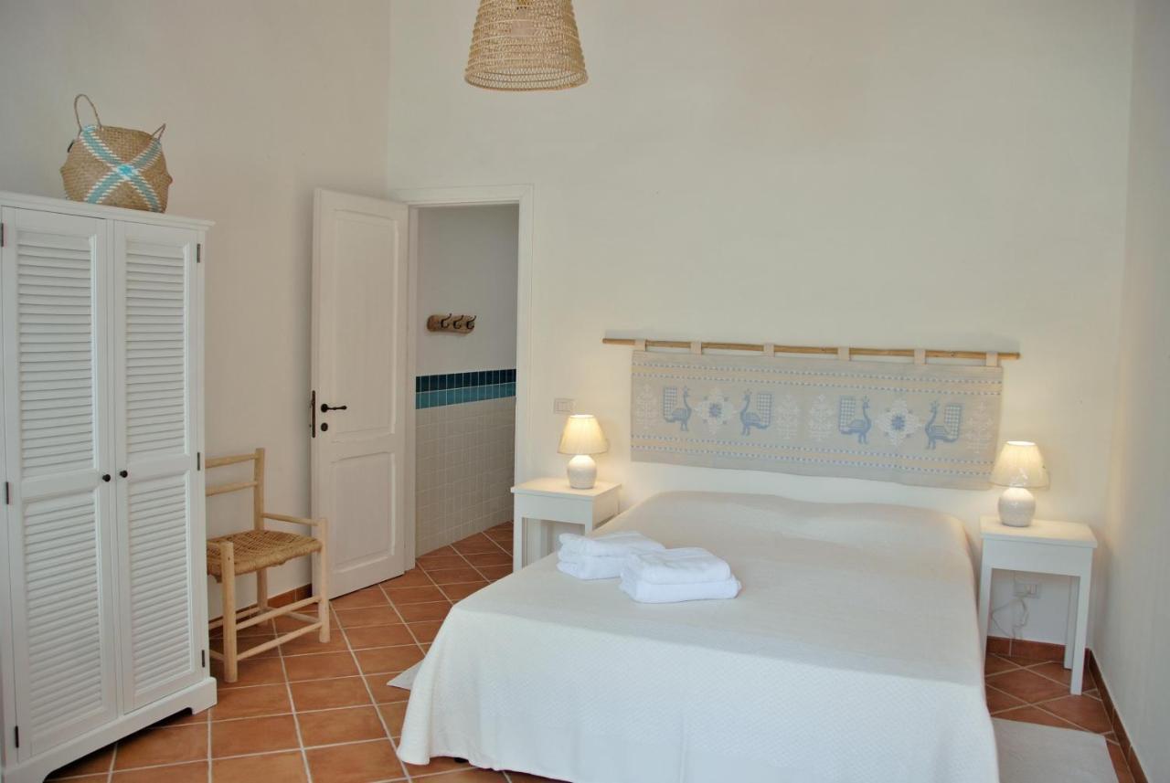 B&B Giallo Limone Teulada Esterno foto